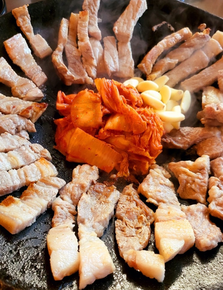  [장전동]고기부터 시원칼칼한 찌개까지 원샷원킬 부산대 맛집 '시골통돼지볶음 부산대점'