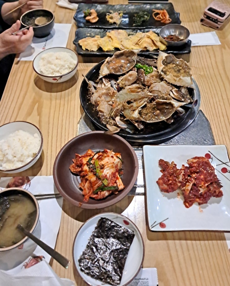 한남동 맛집_ 장지녕간장게장 한남동본점 한남동 맛집_ 장지녕간장게장 한남동본점