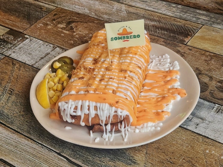 [이태원 맛집] 솜브레로 (SOMBRERO), 영화 <코코>를 모토로한 서울 멕시코음식 맛집 (이태원 타코 맛집, 이태원역 루프탑 맥주)