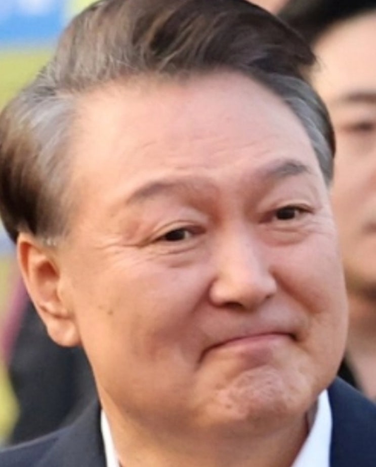 윤석열 프로필 전 대통령 국민의힘 탈당과 <b>김문수 지지</b> 배경