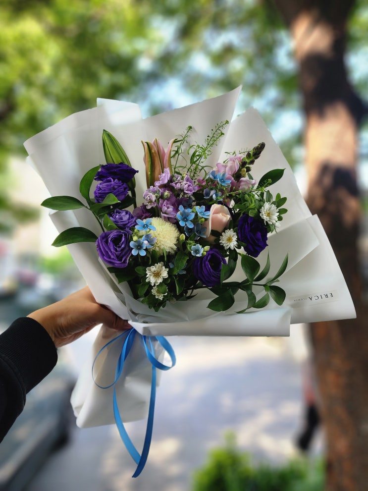  [인사동꽃집 안국역꽃집] 학생이 좋아하는 꽃다발 만들어주세요! 인사1010 방문고객님께 제작해드린 꽃다발