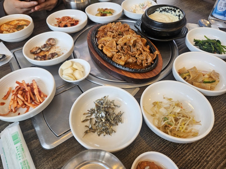 한솥쌈밥시골보리밥 사진 5