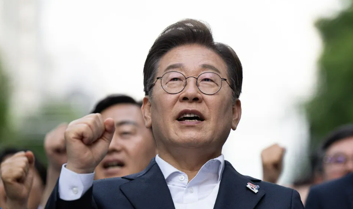 이재명 “대통령 4년 <b>연임</b>·결선투표제” <b>개헌</b> 제안