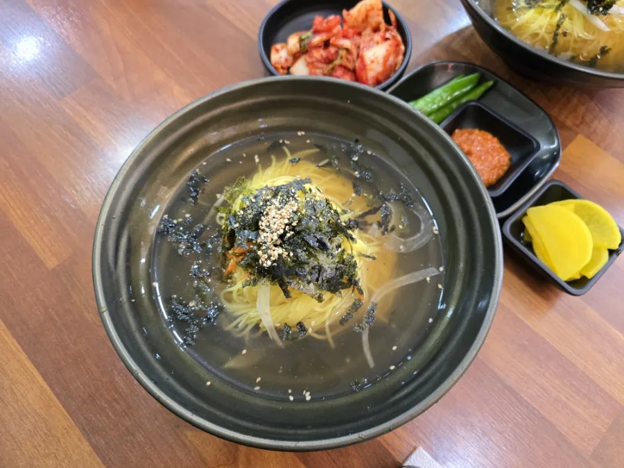맛없는먹방국시집 사진 2