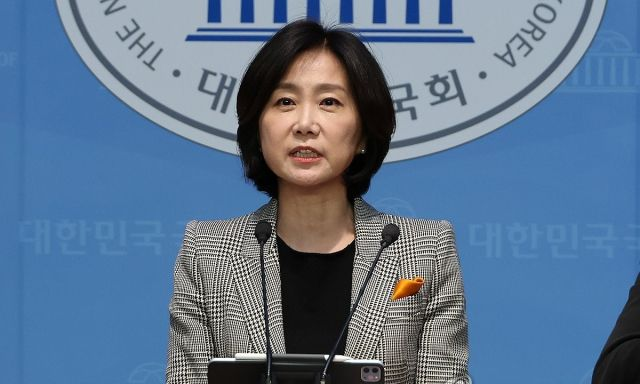  민주당 문 두드리는 허은아 “이재명 중도보수론 진심이길”