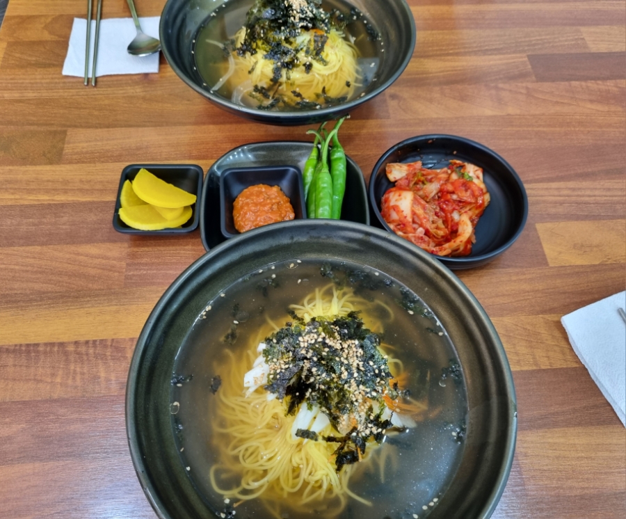 맛없는먹방국시집 사진 1