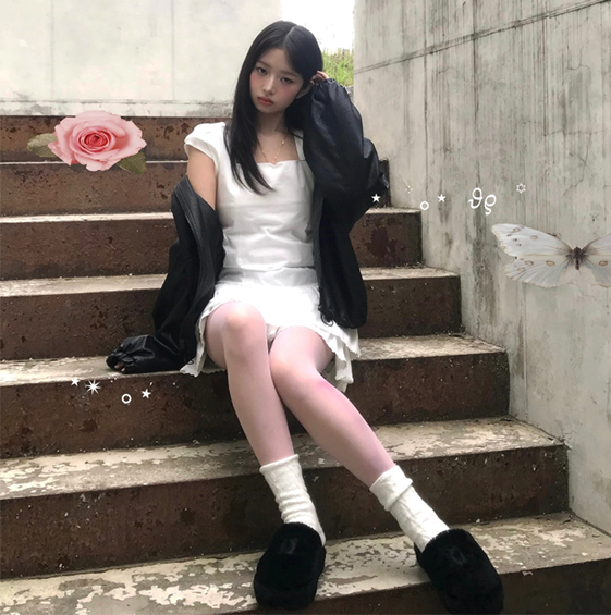  레이 페미닌한 실루엣 미니원피스 자켓 어떤거?