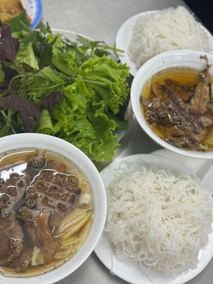  오바마도 반한 하노이 분짜 맛집, 흐엉리엔 솔직후기
