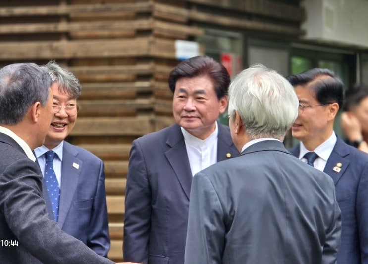 : 대한노인회 예방, 전국<b>검정고시</b>동지회 임명장 수여식 및... 