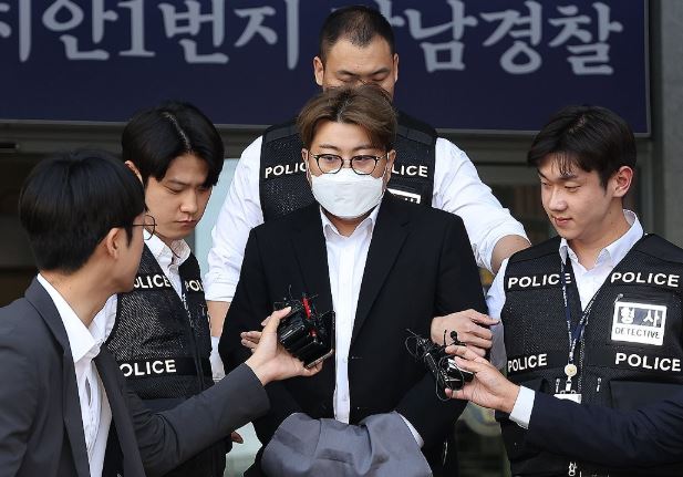 음주<b>뺑소니</b> 혐의 <b>김호중</b> <b>징역</b> 2년 6개월 확정, 상고 취하