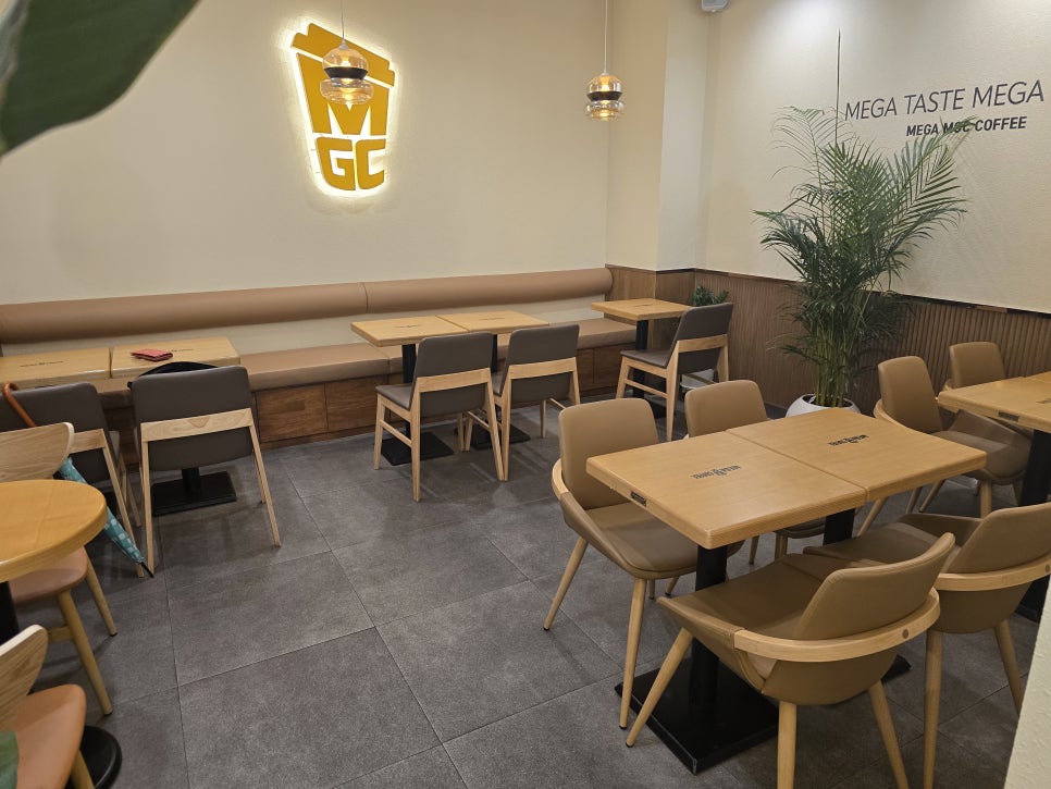 메가MGC커피 검단로제비앙점 사진 3