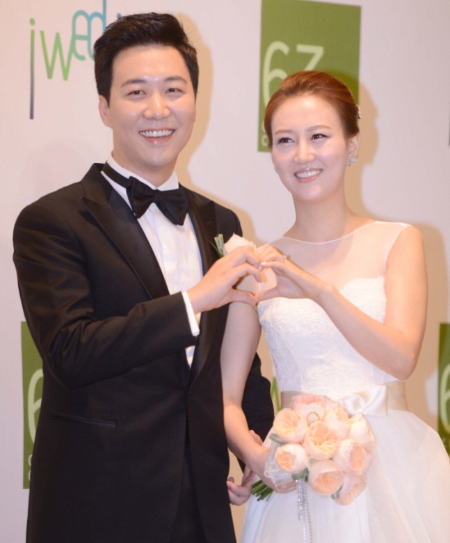 <b>장윤정</b><b>도경완</b> 부부, <b>셋째</b> 계획 언급! “건강 이상무, 가능성... 