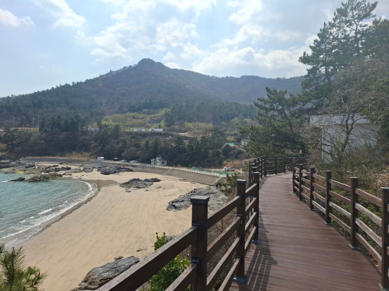 호젓한 여수 바다 여행 신덕해수욕장 나만 알고 싶은 여수 해변
