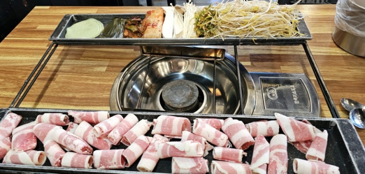  대천 맛집 대천해수욕장 가족식사 추천 해물삼합 원조 '해물상회'