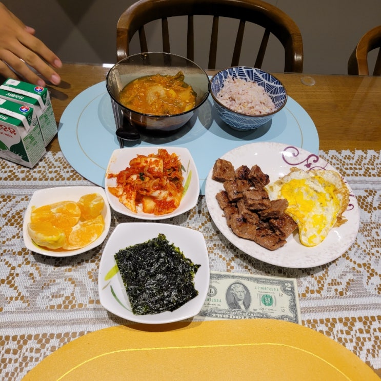 고딩저녁메뉴 아들의저녁메뉴 떡갈비와 참치김치찌개로 저녁메뉴준비