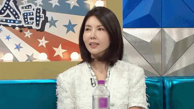 <b>백지연</b>, 18년 만에 ‘<b>라디오스타</b>’ 출연…전설의 생방송 사고... 