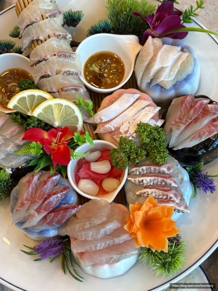  금랑횟집 수변한상 광안리 로컬 맛집 민락수변공원 데이트