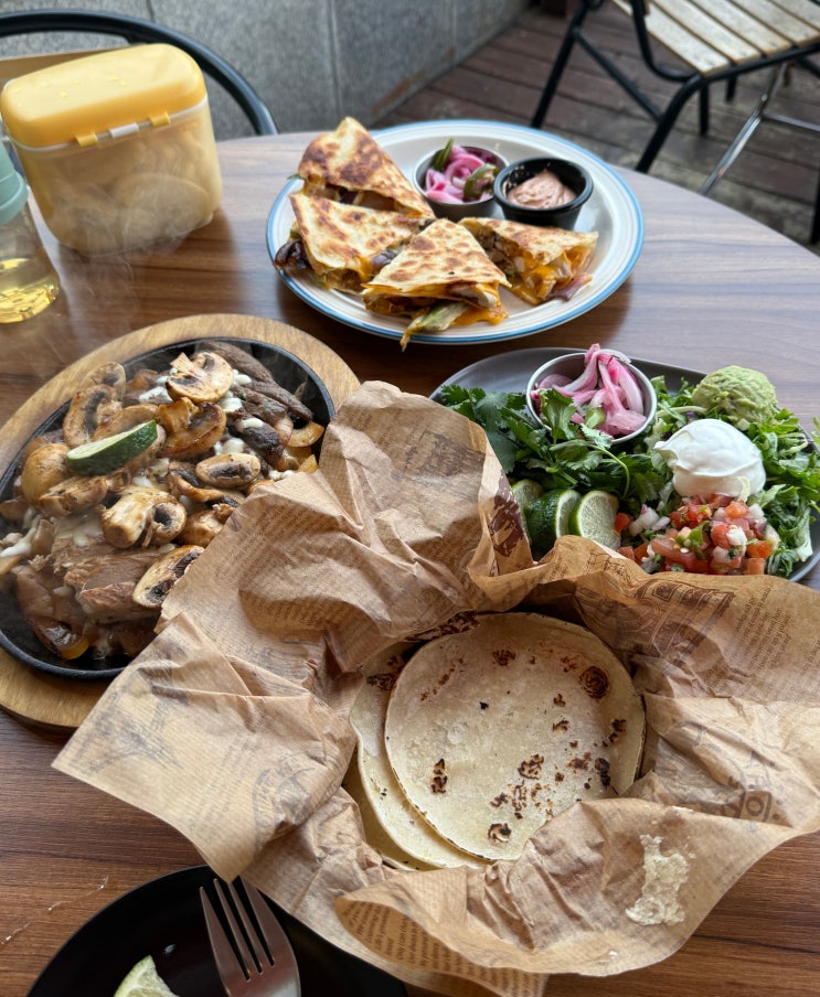  광안리맛집 멕시코 전통음식 엘까르니따스 방문후기