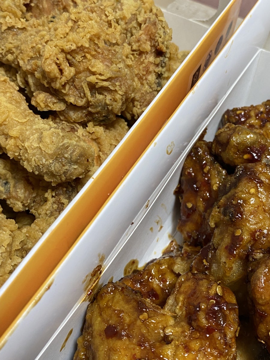 치킨플러스 천안목천점 사진 4