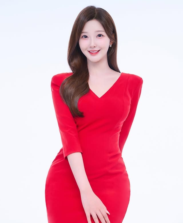 제주 기상캐스터 이소연, 일상 속 빛나는 패션 감각과 여행 취향 공개