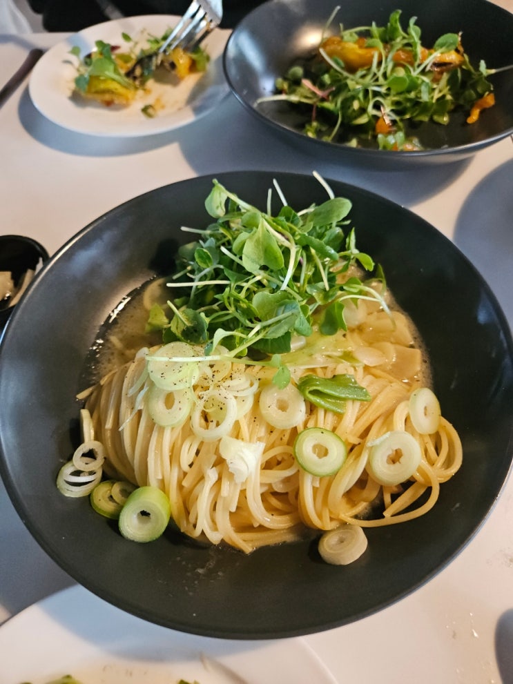  [청라브런치맛집 림 청라점]비건 파스타와 와인을 즐길 수 있는 청라 데이트 맛집”