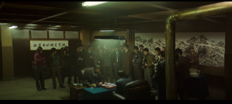 “영화 ‘승부’ 넷플릭스 공개 후 뜨거운 화제! ‘이병헌 X 유아인’ 바둑 실화가 던진 진짜 승부수는?”