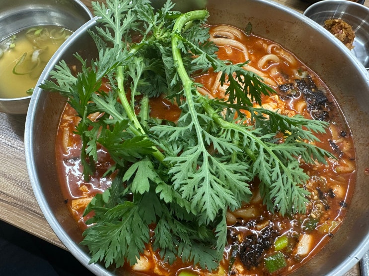  한화 생명 볼파크 야구장 근처 맛집 추천 홍두깨칼국수