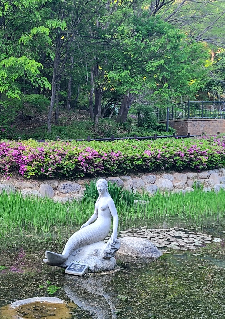  도심 속 가볍게 산책하기 좋은 아차산어울림정원