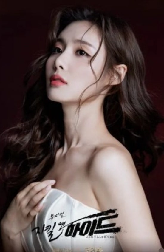 '라스' 나온 민경아 누구?! 뮤지컬 '퀸' 암 투병 이겨내고 '정년이'까지! 프로필/이야기 총정리....
