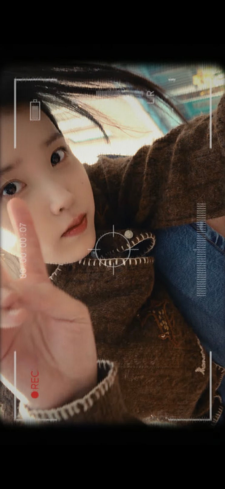<b>아이유</b> 꽃갈피 셋 트랙리스트 티저 콜렉트콜 타이틀곡은?