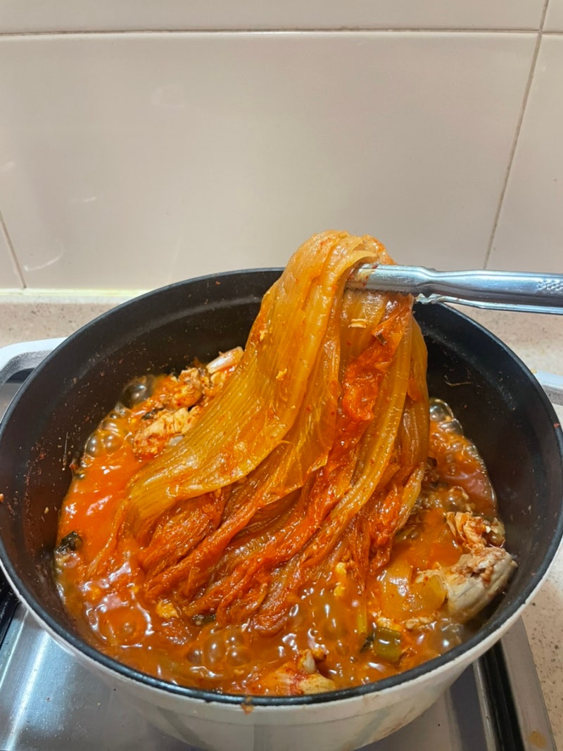 초간단 묵은지 찜닭, 묵은지 닭볶음탕 닭도리탕 황금 레시피