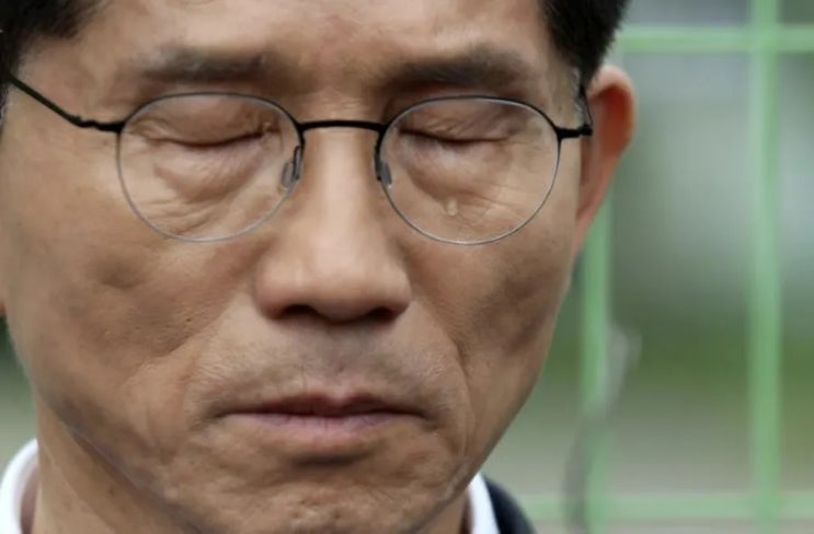 <b>친윤</b>. 이준석 당권 거래설