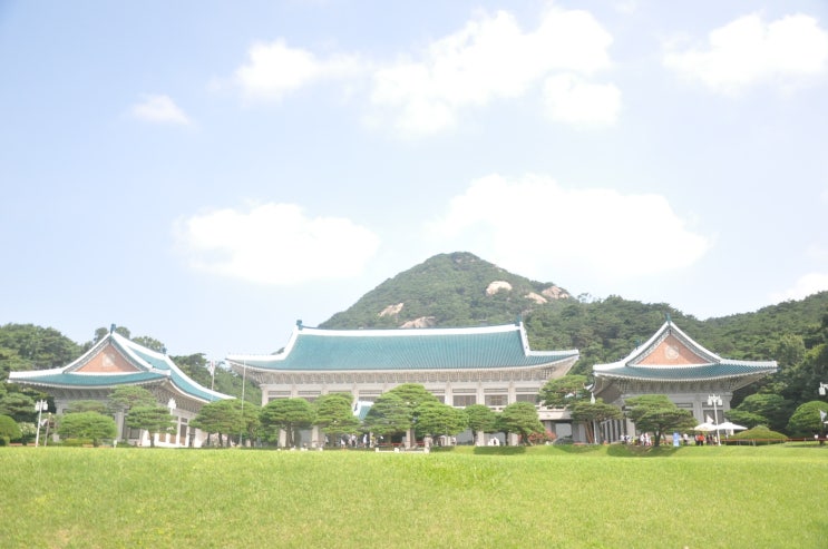 <b>청와대</b>③] <b>청와대</b> 본관(충무실,인왕실,<b>대통령 집무실</b>,접견실... 