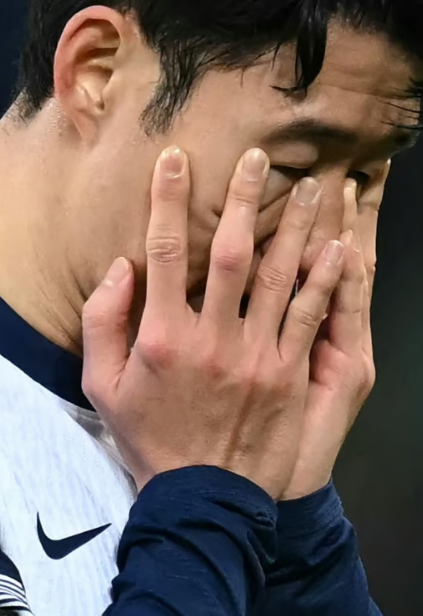 ‘임신 공갈’ <b>논란</b> 속 <b>손흥민</b>, 퇴출?