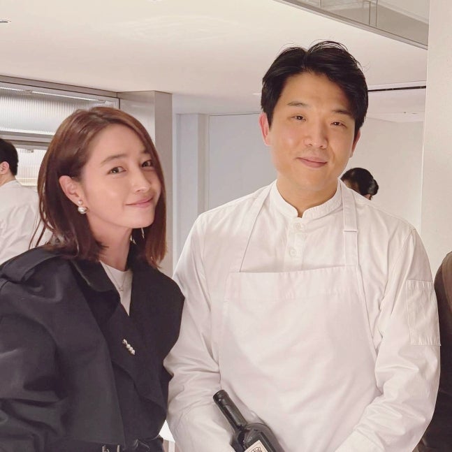 <b>이민정</b>, 또 <b>이병헌</b> 잘랐다?! 안성재 셰프와 투샷…드라마도... 