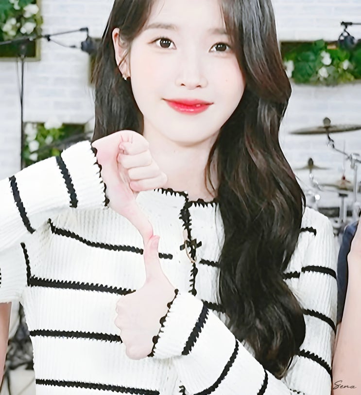 [<b>아이</b>유의 팔레트] '<b>아이</b>'들... <b>아이들</b> <b>소연</b>, 우기, <b>민니</b>... 