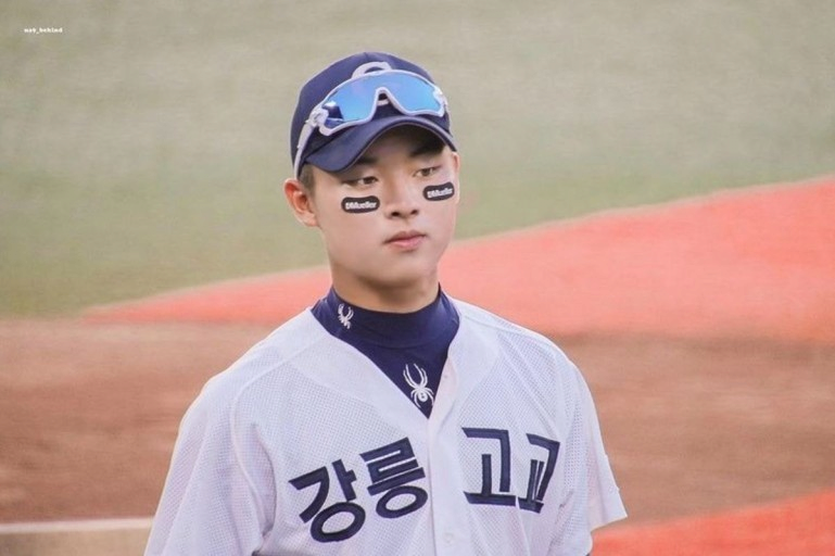 야구선수 출신 배우 최현욱 베어브릭 사건