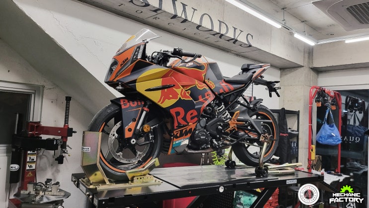 [콰시웍스] KTM RC390 유나이티드 MTX 오일 로쏘3 타이어 교체 부산경남김해 모터사이클 정비수리