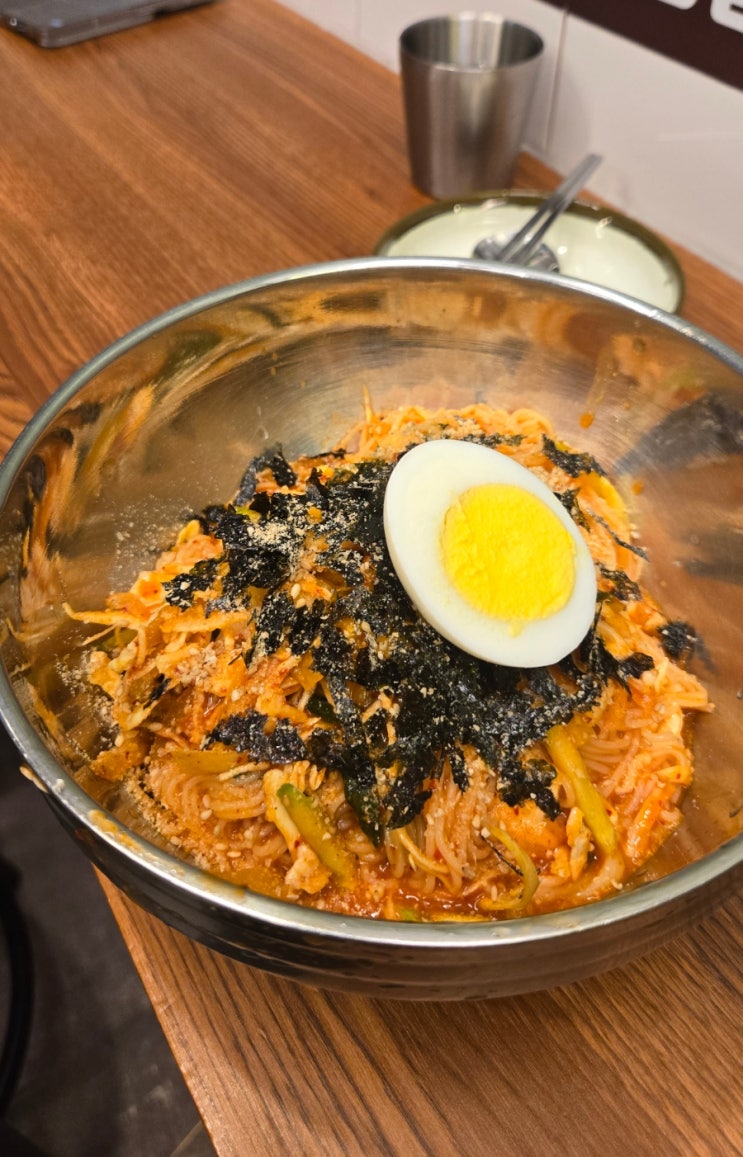  태릉입구역 맛집 : 수유리우동집 가성비 뛰어난 단골집 with 장미축제