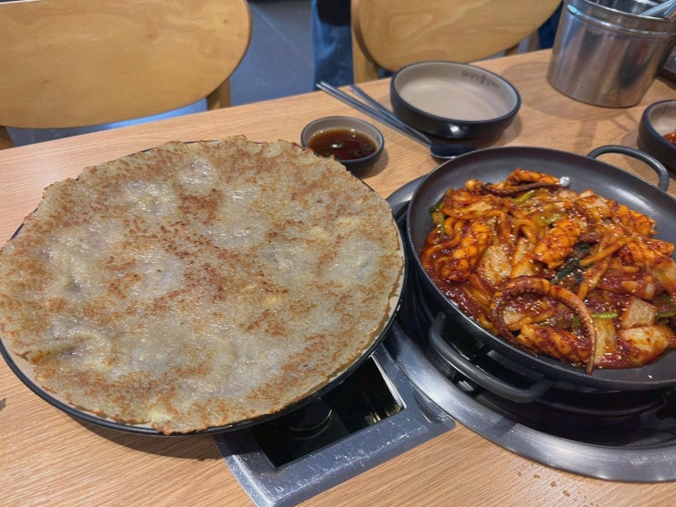  팔당원조칼제비 서현점, 정통 서현역칼국수를 맛보다