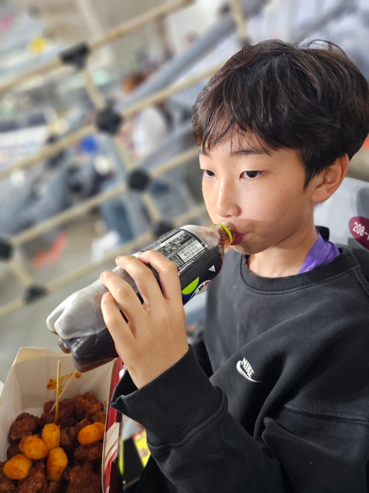 키움히어로즈 <b>송성문</b> 한국 29 <b>연속도루</b> 타이기록 장면