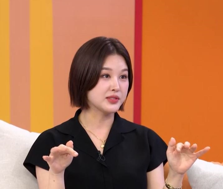 박은지 남편 직업 동생 박은실 기상캐스터 사촌 강민형 형부 감우성 딸 부모님 가족