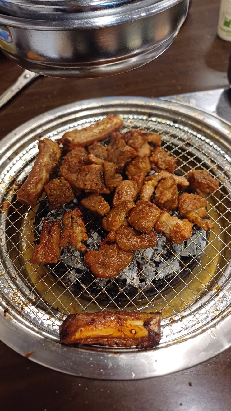  용인동백고기집 한가족숯불구이 아이와 왕돼지갈비 맛집 외식