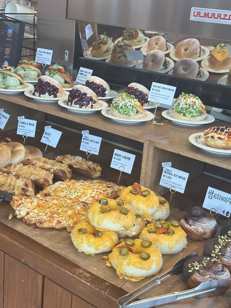  맛있는빵 가득! 송도 아메리칸스퀘어 베이커리 카페 숨은 명소