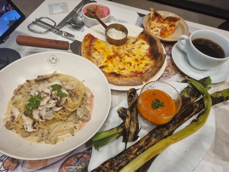  스테이크와 피자가 맛있는 광장동 맛집 유럽 정취 그레베르 광나루역 맛집