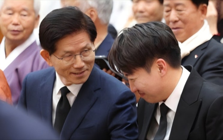 김문수·<b>이준석</b>의 대통령후보 <b>단일화</b> 시도는 내가 보기에... 