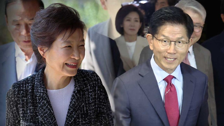 <b>김문수</b>, <b>박근혜</b> 전 대통령 오늘 저녁 전격 회동…보수 <b>결집</b>... 