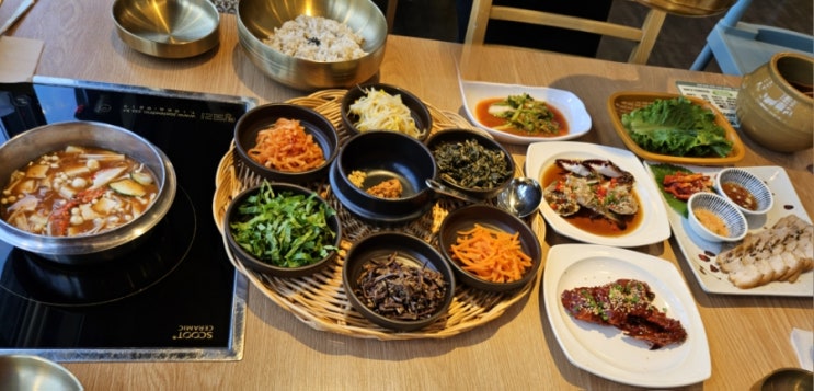  명암저수지 명암타워 맛집 / 꽃게주는 보리밥 (명암점)