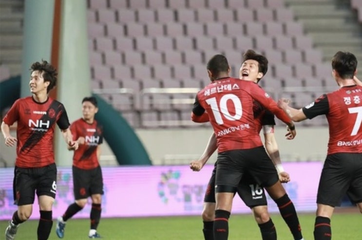 2025시즌 K리그2 국내 프로축구 13라운드 경남FC 천안시티 2025시즌 K리그2 국내 프로축구 13라운드 경남FC 천안시티