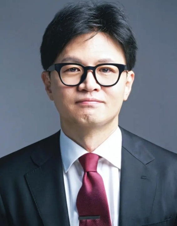 [서울트리뷴] <b>한동훈</b>, "<b>친윤 구태 청산</b>이 보수와 나라가 사는 길"
